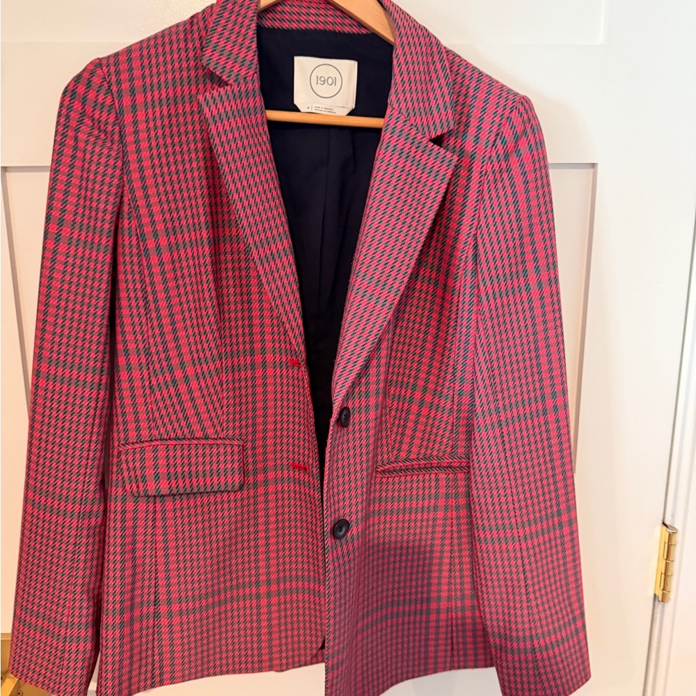 1901 Pink and Black Plaid Blazer -size 4